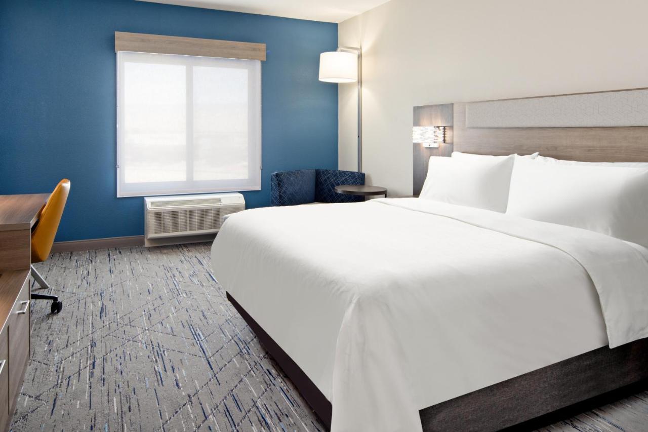 Holiday Inn Express & Suites Palm Desert - Millennium By Ihg Exterior foto