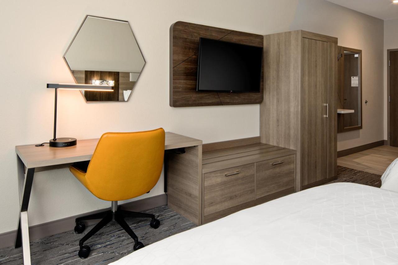 Holiday Inn Express & Suites Palm Desert - Millennium By Ihg Exterior foto