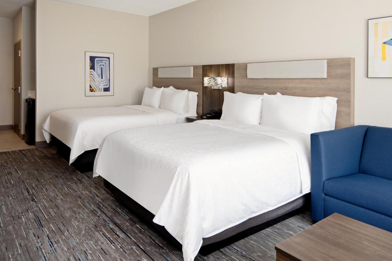 Holiday Inn Express & Suites Palm Desert - Millennium By Ihg Exterior foto